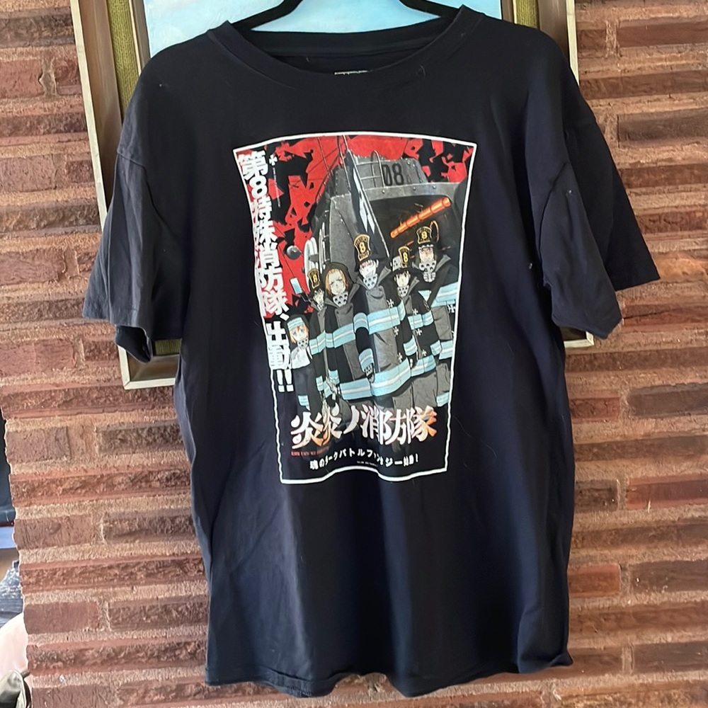 Fire Force anime tshirt. GUC.